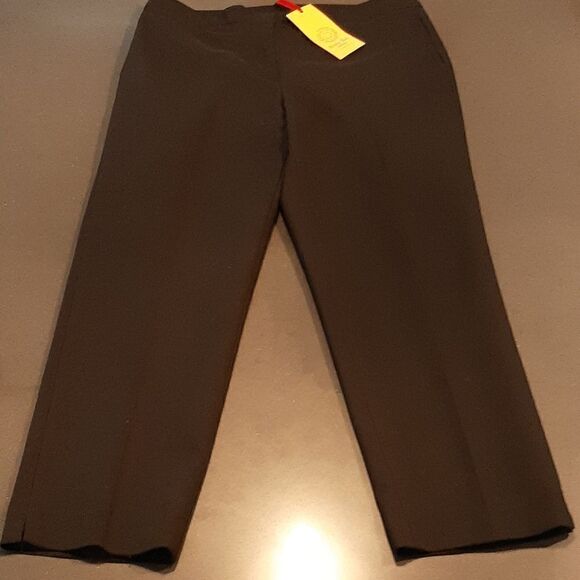 Ruby Rd NWT Black Cropped Pants - Picture 1 of 13